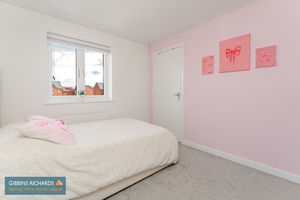Bedroom- click for photo gallery